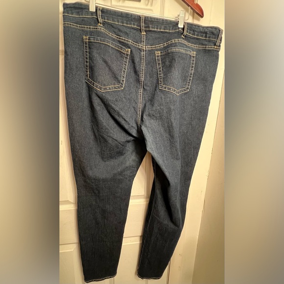 Torrid Size 24T Dark Wash Skinny Jeans - Picture 5 of 5